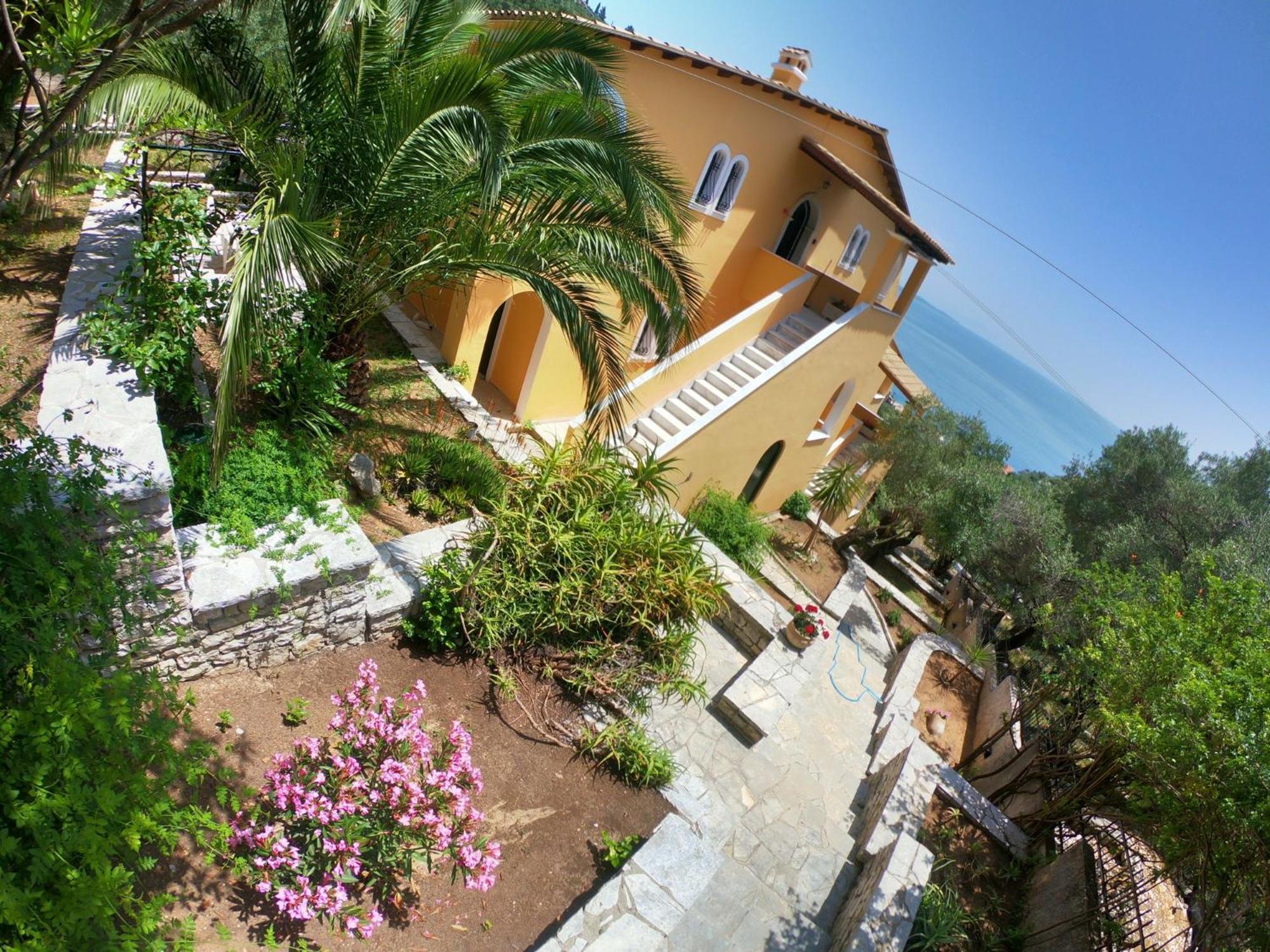 Silent Bay Apartments Katávolos Eksteriør billede