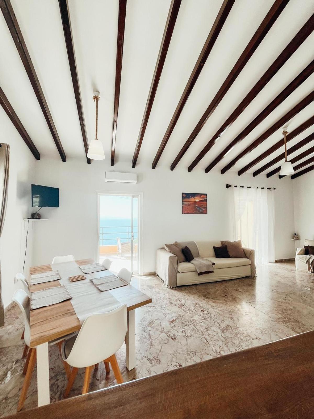 Silent Bay Apartments Katávolos Eksteriør billede